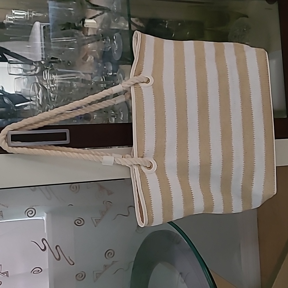 Vera Bradley Striped Tote/Travel Bag ❤️ - Picture 2 of 8